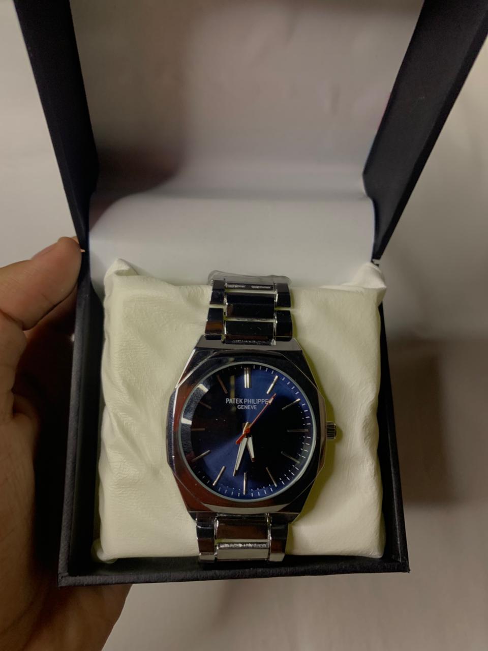 Graceful Watch For Boys With Heavy Chain