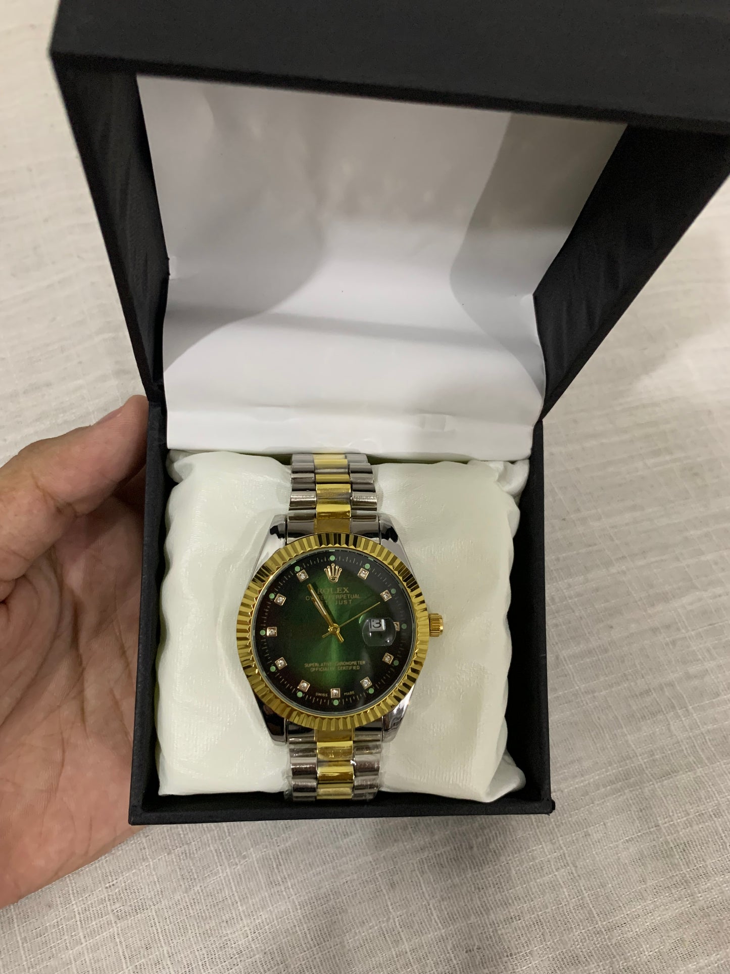 Stylish Watch For Men With Elegance Style