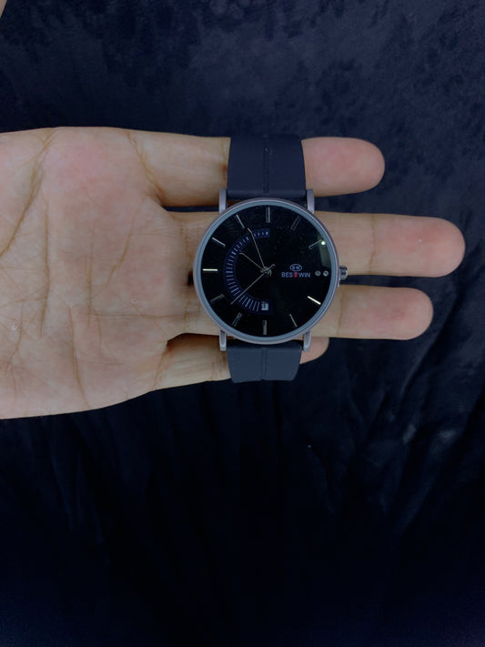 Silicon Strap Graceful Watch For Men